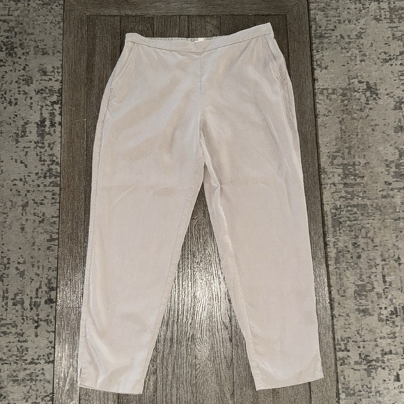 Eileen Fisher Pull On Tencel Tapered Pants - Picture 1 of 8